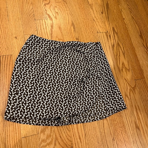 Grey Bandit feeling the vibe skort - Picture 2 of 3